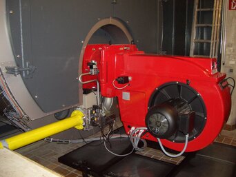 Weishaupt Großbrenner & Warmwasserkessel: Industrieanlagen von bösch | © Walter Bösch GmbH & CO KG