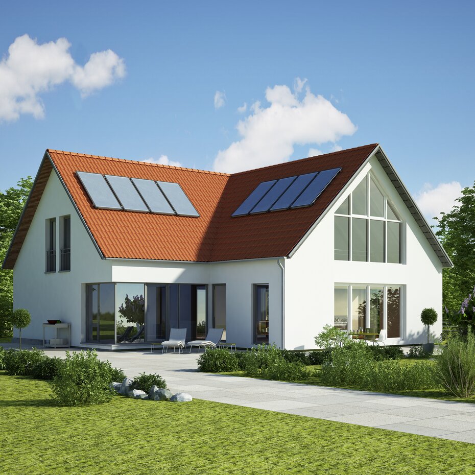 modernes Ziegeldachhaus mit installierter bösch Solaranlage | © KB3 - Fotolia