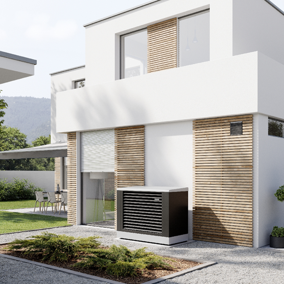 Installierte Luftwärmepumpe bösch Mozart mit Außenstellung neben einem modernen Haus | © bösch  heizung.klima.lüftung