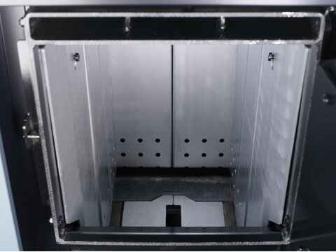 Füllraum der Stückholz-Heizzentrale LEO von bösch